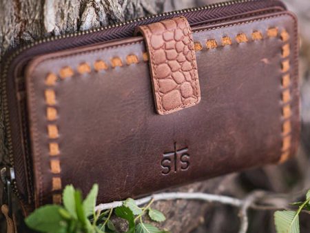 STS Catalina Croc Chelsea Wallet Supply