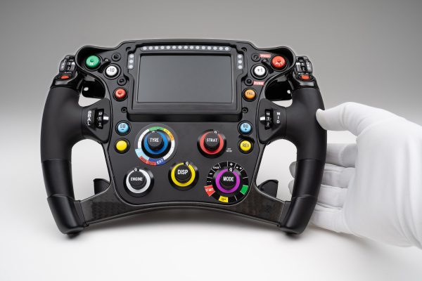 Oracle Red Bull Racing RB18 Steering Wheel (2022) Online