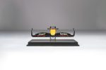 Oracle Red Bull Racing RB18 Nosecone Fashion