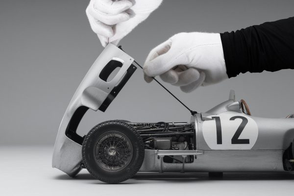 Mercedes-Benz W196 Monoposto - 1955 British Grand Prix Winner - Moss - Race Weathered For Discount