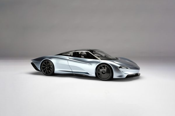 McLaren Speedtail (2020) Online now