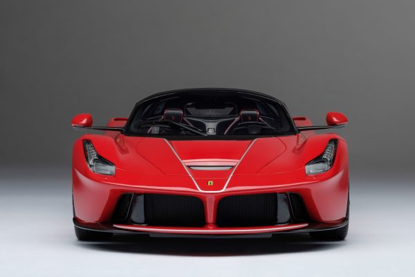 Ferrari LaFerrari Aperta Online now