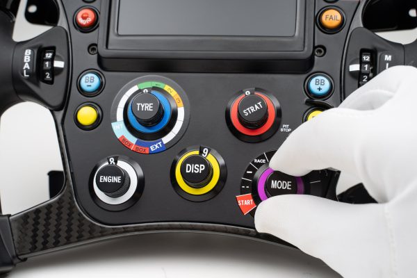 Oracle Red Bull Racing RB18 Steering Wheel (2022) Online