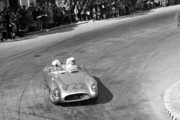 Mercedes-Benz 300 SLR - 1955 Mille Miglia Winner Fashion